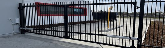 Commercial & Industrial Swing Gates